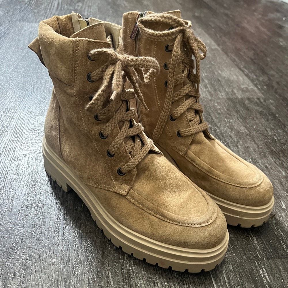 275 Central Boots Tan Suede Lace Up Combat Boot Chunky Lug Sole Size 40EU / 10US